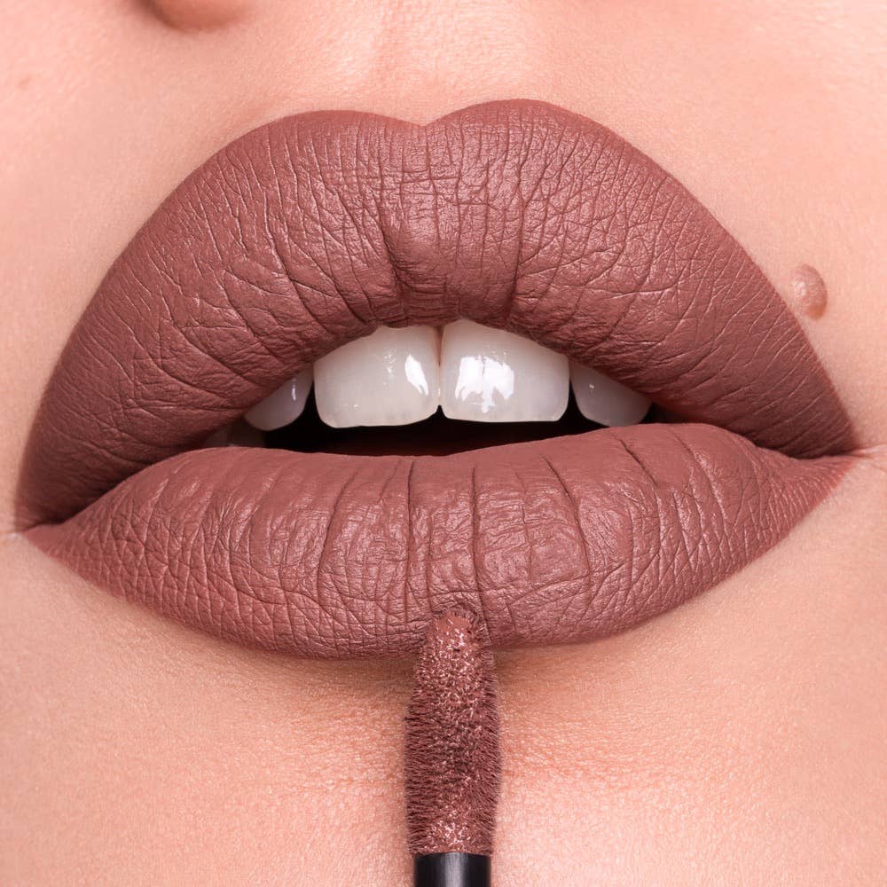 WE MAKEUP EVER Liquid Lipstick 14 Pico Brownie | Matte Nude Brown Υγρό Κραγιόν 5.5ml